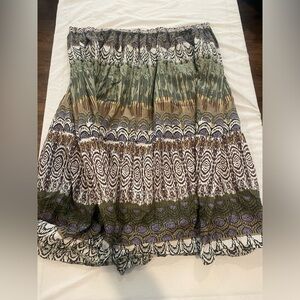 Patterned skirt